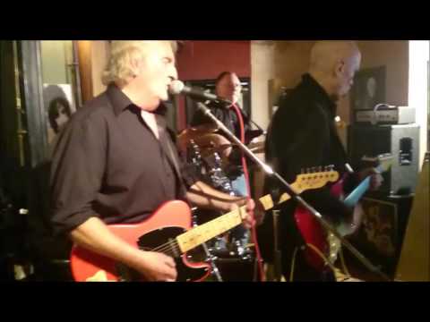 The roosters and wilko Johnson Live at the Railway Hotel Southend on Sea 11th October 2015