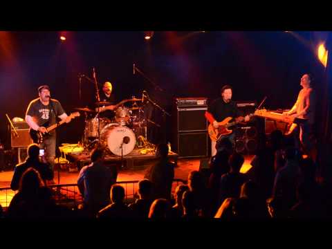 KAZNA ZA UŠI - NAHRANITE HLADNE (ROBNA KUCA COVER) (LIVE IN DOM OMLADINE HD 1080)