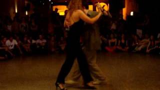 T.I.P.-Tv Giselle Anne y Gustavo Naveira perform en la X