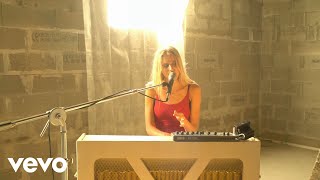 Download lagu Yorina - Dry Your Tears (Acoustic) mp3 Download lagu Yorina - Dry Your Tears (Acoustic) mp3