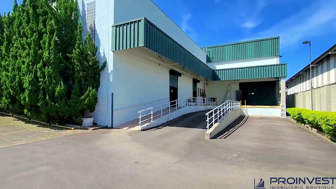 Galpão à venda em Cotia - 4.300m² de terreno e 2500m² A.c. -Próx. ao retorno Km 26 da Raposo Tavares