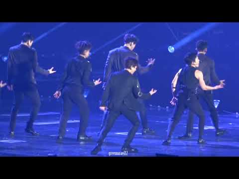 180714 The ElyXiOn dot 내가 미쳐 백현 focus