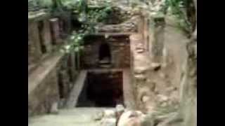 preview picture of video 'dwarka baoli- see history unravelling'