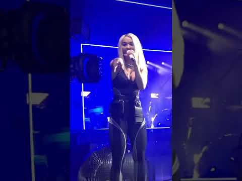 Diane Warren, Rita Ora, Sofía Reyes, Reik - Seaside (Official Music Video)