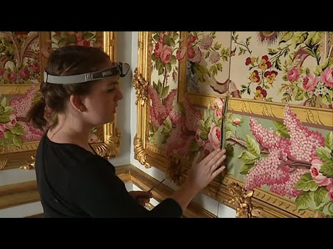Queen's apartments restored at Versailles