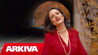 Hajrie Abazi - T'ka Fal Zoti Yll Bajrak