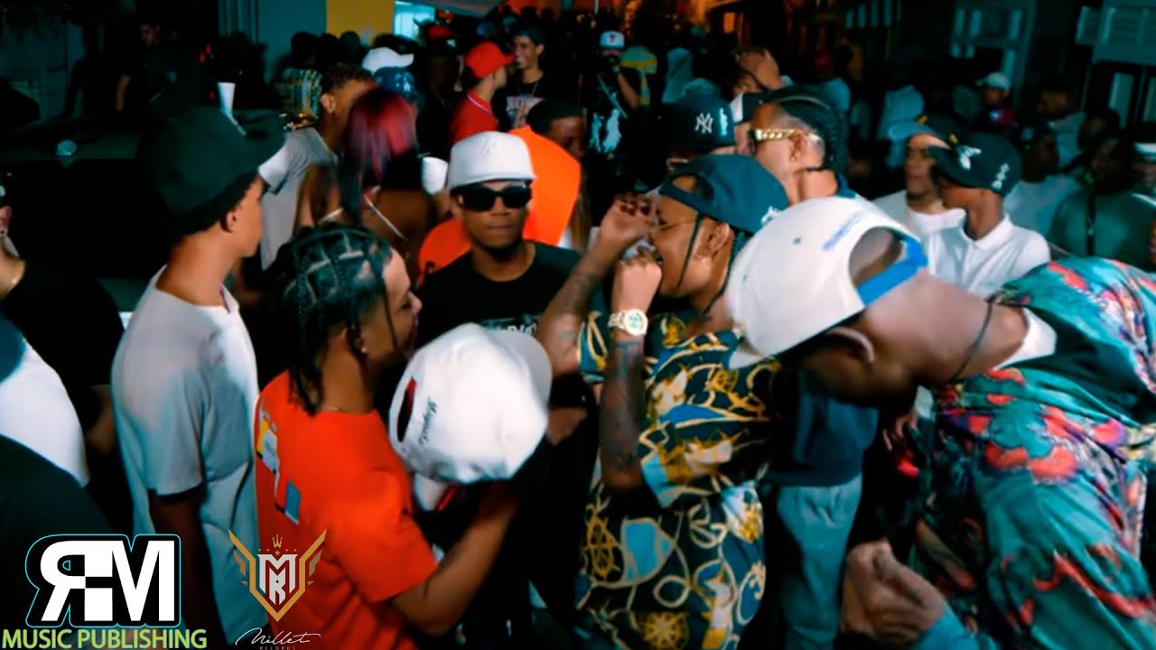 Песня доминикана. Доминикана песня. Песня доминикана. Карибские каникулы. Доминиканцы.