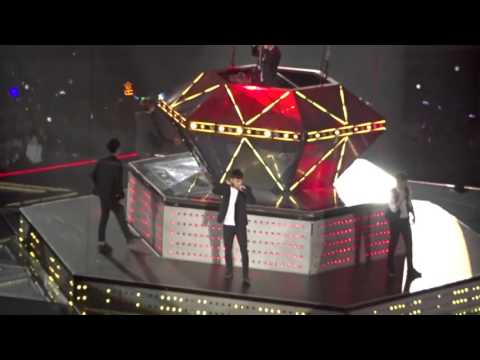 160110 LET OUT THE BEAST + RUN (Part 1) - EXO'LUXION SINGAPORE