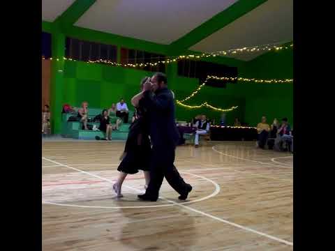 Ruth Hernandez y Camilo Rubilar - Milonga Ella es Así