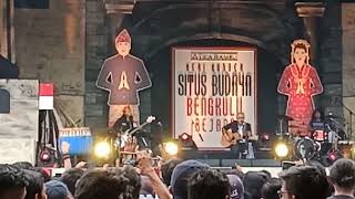 Download lagu Iwan Fals - Karena Kau Manusia - Konser Situs Budaya Bengkulu 1 Desember 2018 mp3 Download lagu Iwan Fals - Karena Kau Manusia - Konser Situs Budaya Bengkulu 1 Desember 2018 mp3