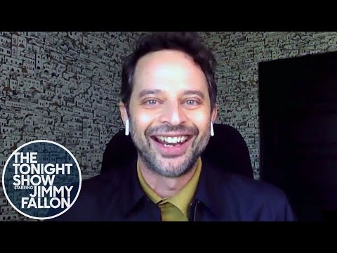 哈利-斯泰爾斯是第一個知道尼克-克羅爾訂婚的人。 (Harry Styles Was the First Person to Know About Nick Kroll's Engagement)