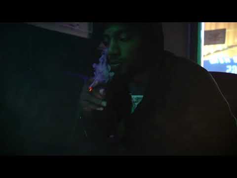 Stuntn Carter-Middle Man