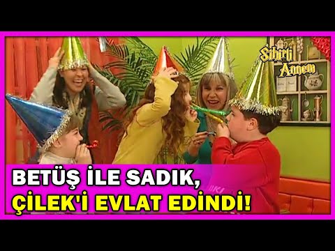Betüş ile Sadık, Çilek'i Evlat Edindi! - Sihirli Annem Özel Klip