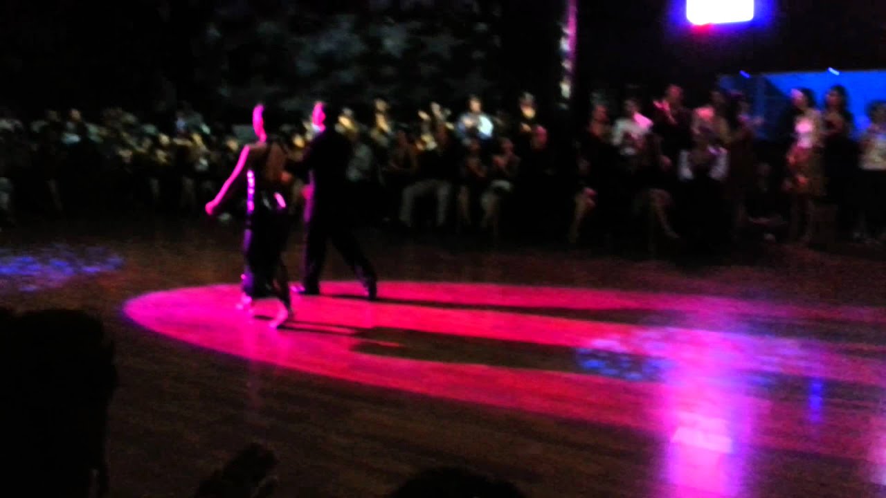 Neri Luciano PILIU & Yanina Valeria QUIÑONES, Sinergia Tango Meeting, 05-10-2012, 3/4