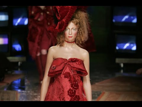 CHRISTIAN DIOR Spring 2005 Haute Couture - Fashion Channel