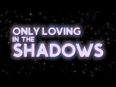 Moonshine - Elli Moore (Lyric Video)