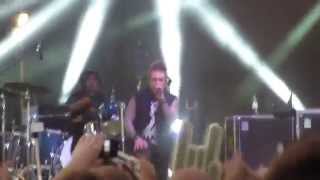 Papa Roach - Harder than a coffin nail &amp; Blood Brothers (live, GreenFest)
