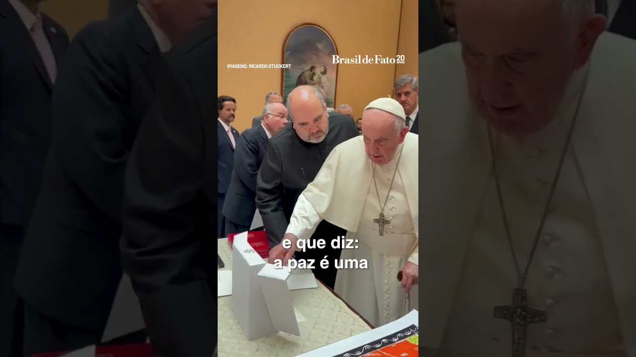 No Vaticano, Lula e Papa Francisco falam sobre paz no mundo
