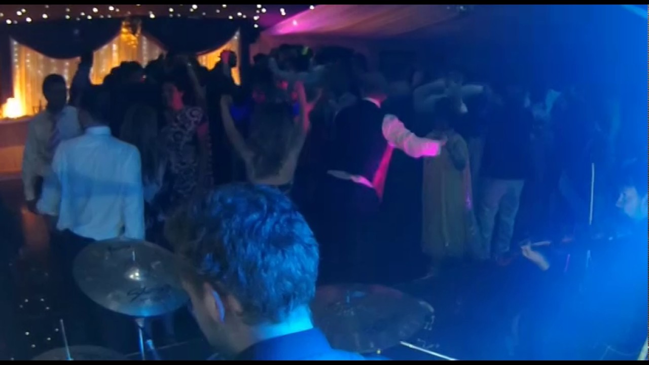 Video The Ceilidh-oots Ceilidh Band Glasgow, Scotland