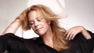 Mary-Chapin Carpenter ~ Dancing In The Dark