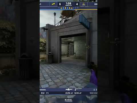 S1MPLE QUAD KILL ON THE DEFENSE #NAVI #GODSENT #csgo #shorts #csgoshorts #csgoclips #csgohighlights
