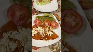 Cómo preparar deliciosas enchiladas mexicanas #recetasfaciles #delicious #cooking  #comidacasera