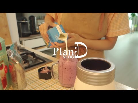 Homebird never going out. Home toast, noodle, & dessert. A day of working & meals| PlanD