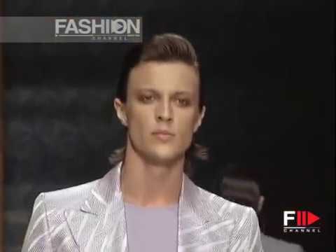 "Versace" Spring Summer 2002 Milan 1 of 3 Menswear by Fashion Channel
