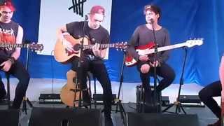 Good Girls (Acoustic) - 5SOS (Mexico, 07/10/14)