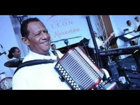 Rafelito Roman - Una cruz de oro