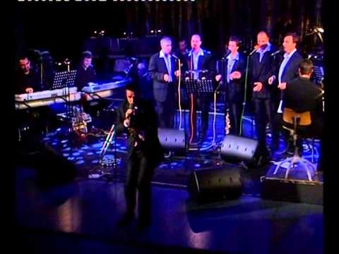 Đani Stipaničev & Klapa Dalmati - Budi noćas mirno more (Live in Komedija)
