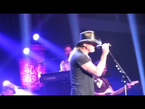 Trace Adkins (w/Jon Coleman) - Ain't No Thinking Thing