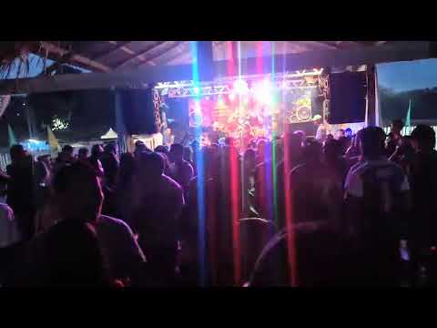 Festival de verão da praia do pompom 2025. Banda Amazonas de Manacapuru 