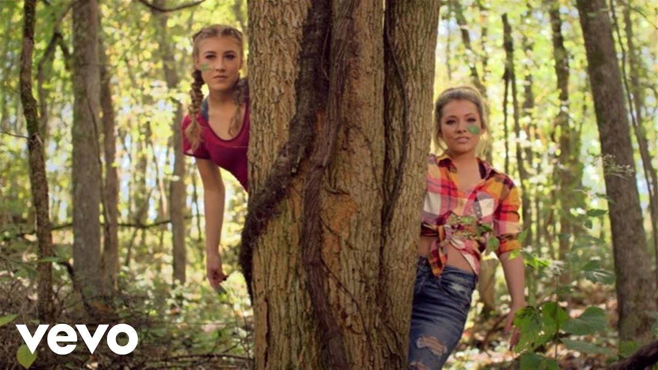 Maddie & Tae — Shut Up And Fish