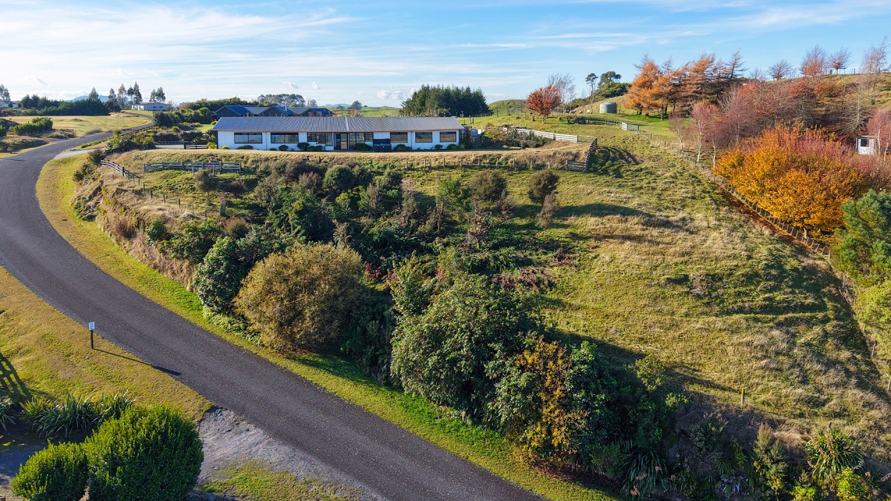A Rare Sanctuary Above the Lake