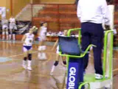 Primadonna Trani - Orion Napoli 3-2  www.afecionadostrani.it