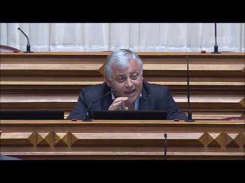 Rui Cruz questiona a Ministra da Justiça