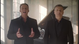 Aled Jones &amp; Russell Watson - Where Have All the Flowers Gone/Here&#39;s to the Heroes (Official Video)