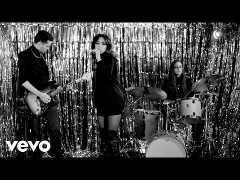 Kitty, Daisy & Lewis - Black Van