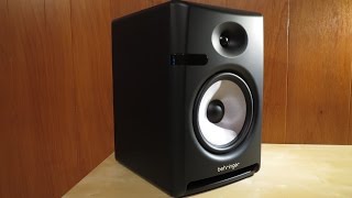 Video thumbnail for Behringer Nekkst K8 studio monitors - Unboxing by Enderman Engineering