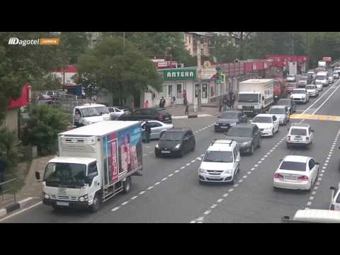 Девушка на Мерседесе устроила ДТП в Дагомысе