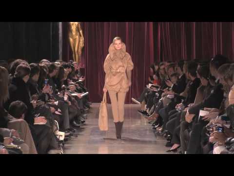 Akris Fall/Winter 2010/11 | Fashion Show | Part 1