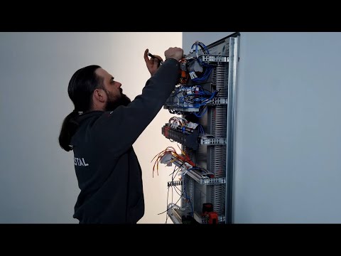 Składanie rozdzielnicy w biurze cz.2