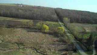 preview picture of video 'kite-cam rowan creek flight 2 (spring)'
