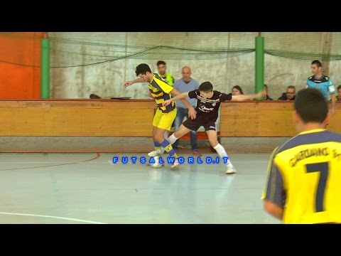 29/11/15 Milano C5 - Cardano '91 ... Under 21 , calcio a 5 / futsal