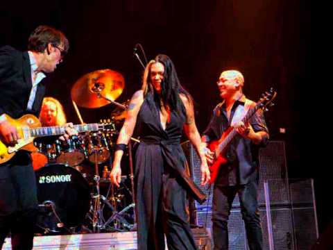 Videoclip de Summer Is Gone — Beth Hart