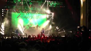 Steel Panther - &quot;Eatin&#39; Ain&#39;t Cheatin&#39;&quot; live @ Brixton Academy, London, 31/03/2012