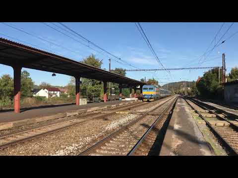 Rychlík průjezd přes Dobřichovice