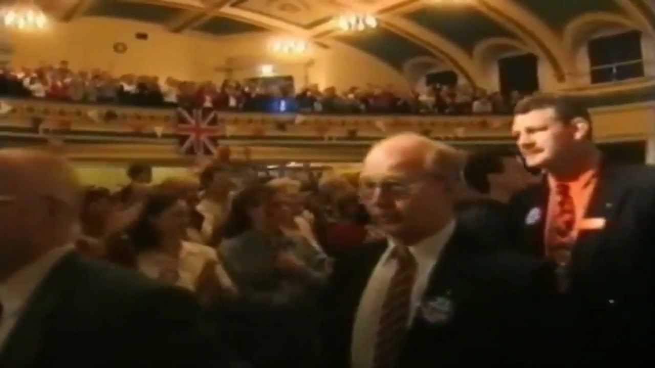 Loyalists: War and Peace