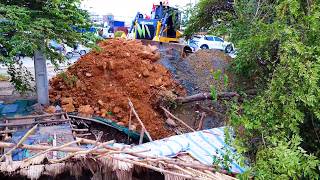 Early up new landfill delete pit garbage house by SHANTUI C3 pour stone with Dungfeng dump truck